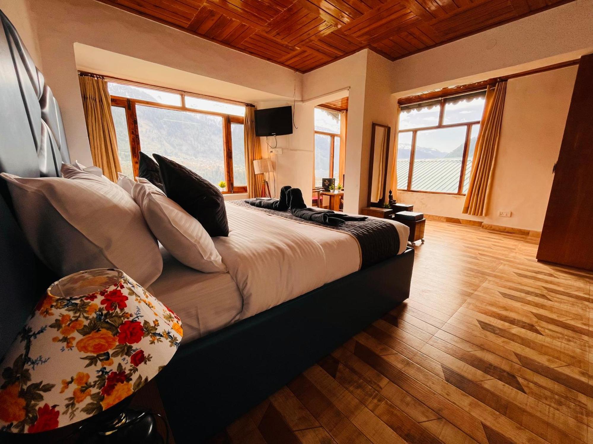Himalayan River Mountain View 2 Bedrooms Cottage, Manali Exteriér fotografie